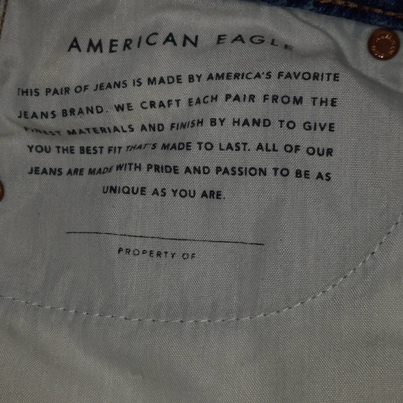 American Eagle Tom Girl Distressed Jeans Size 6 - Picture 6 of 8